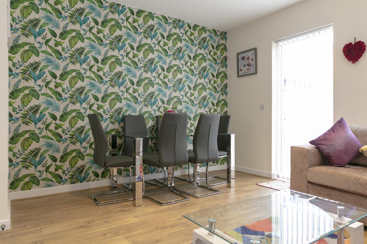 Modern & Exquisite Trumpington Townhouse With Parking & 5 Mins To Papworth Hospital CBG Exterior foto
